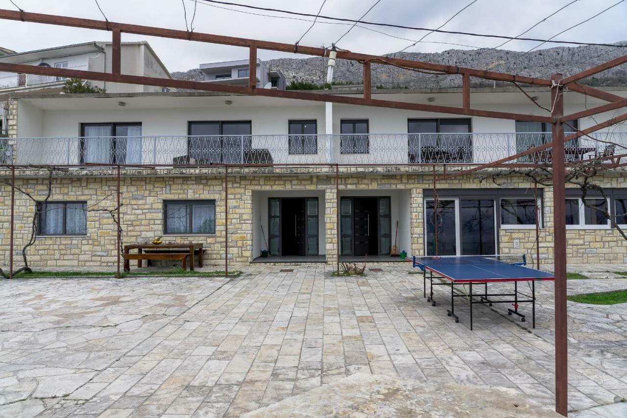 Apartments L&L Дуги-Рат Экстерьер фото